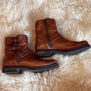 Frye boot